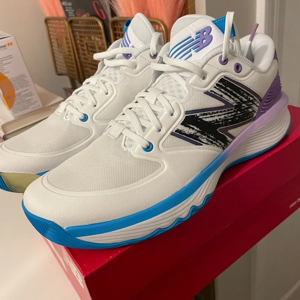 New In Box Men’s New Balance Hesi Low Unity of Sport - Picture 2 of 7